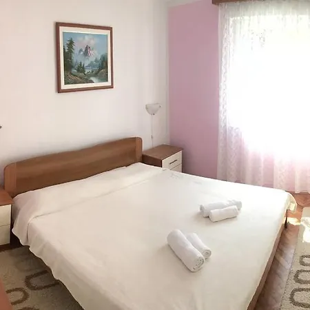 Luka Apartman Póla