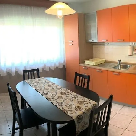 Luka Apartament